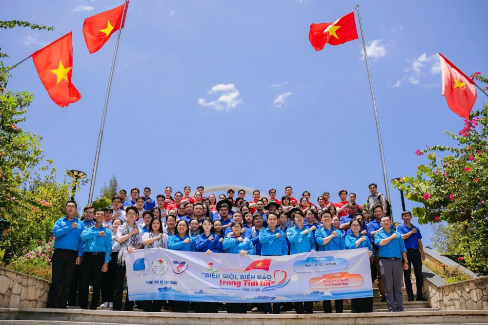 Tuổi trẻ TPHCM lan tỏa tình yêu biển đảo qua hành trình 
