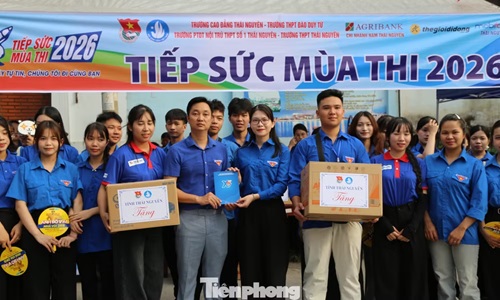 Thái Nguyên huy động hàng nghìn tình nguyện viên tiếp sức mùa thi