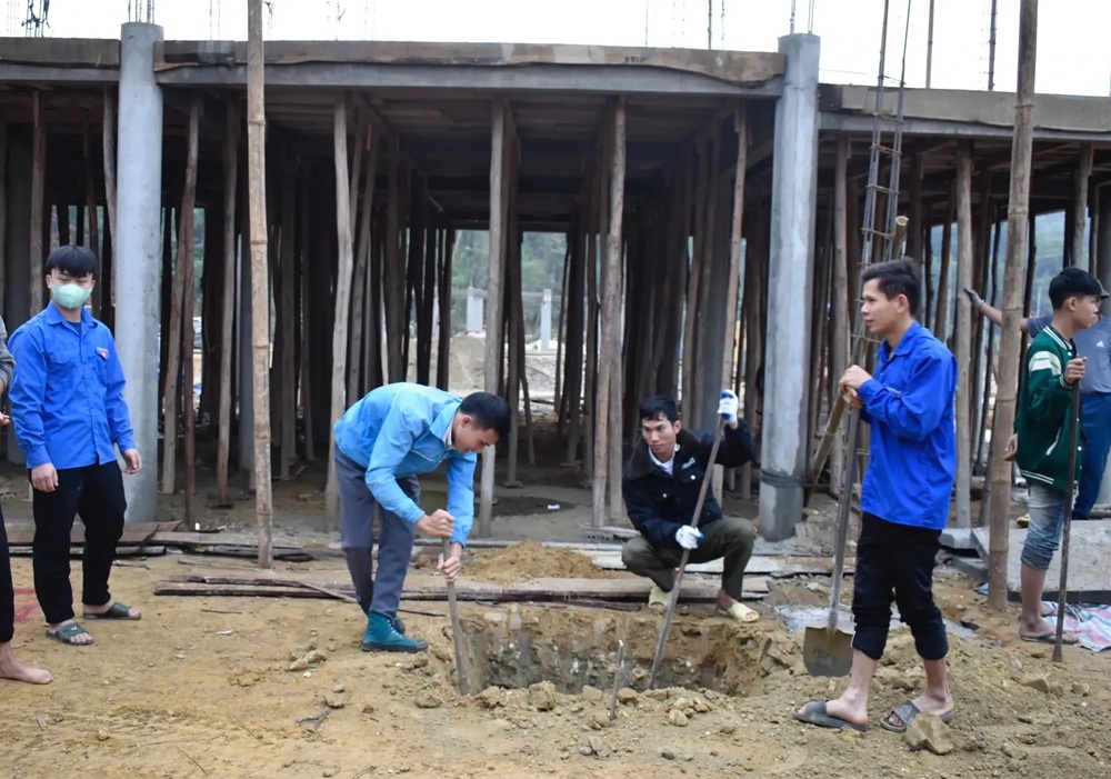 Công trình tiêu biểu: Những cung đường mang theo khát vọng phát triển đất nước