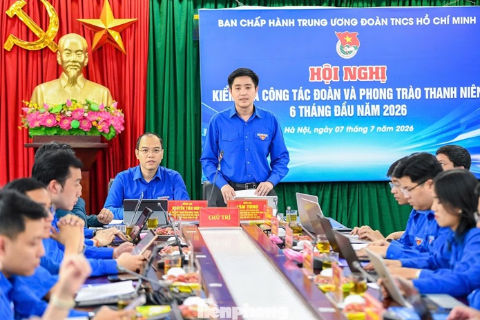 'Tiếp lửa' đội ngũ cơ sở, bứt phá bằng chuyển đổi số thực chất
