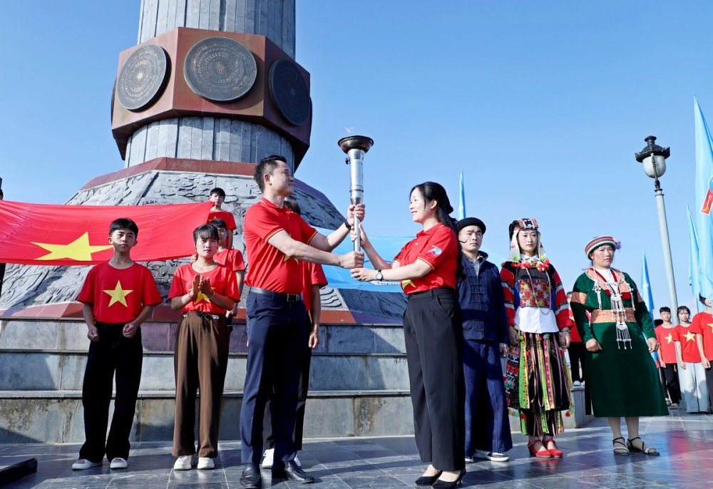 Chùm ảnh: Khởi động Chặng 3 - Hành trình “Tôi yêu Tổ quốc tôi” năm 2026