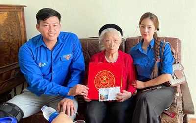 Hơn 30.800 bạn trẻ Hải Phòng tham gia chuỗi hoạt động đền ơn đáp nghĩa