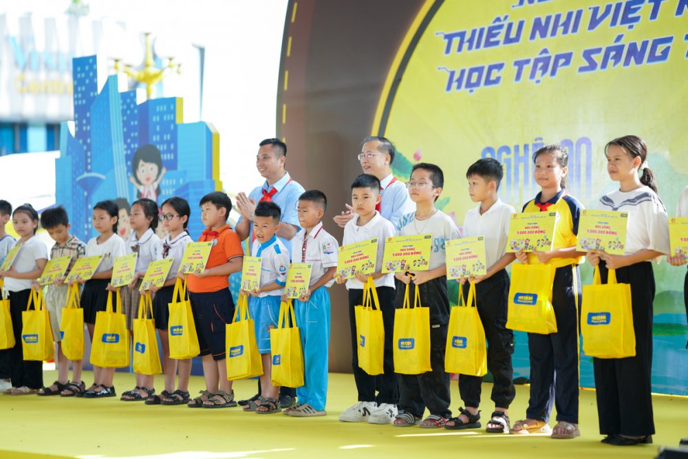 2.000 thiếu nhi tham gia Ngày hội “Thiếu nhi Việt Nam - Học tập sáng tạo”