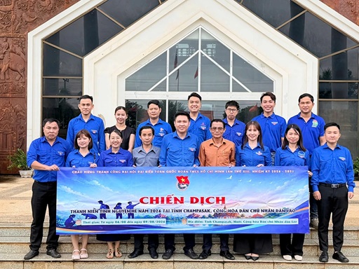 Lan tỏa yêu thương đến những nông trường cao su trên nước bạn Lào