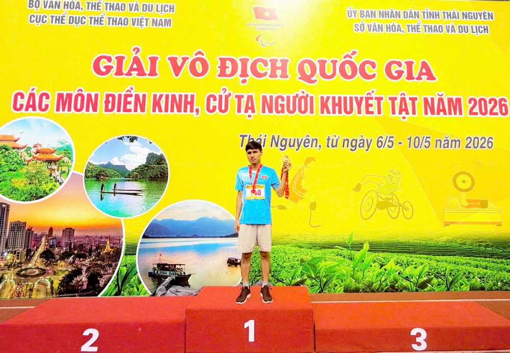 Hành trình của một vận động viên khiếm thị và khát vọng sẻ chia