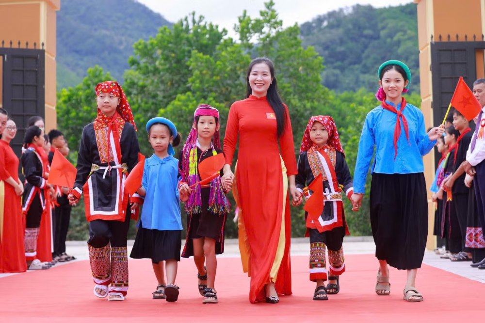 Giải bài toán học thật, thi thật