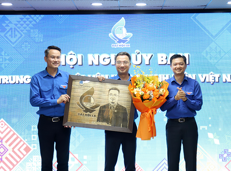 Hội nghị Uỷ ban Trung ương Hội Liên hiệp thanh niên Việt Nam lần thứ 5, khoá IX