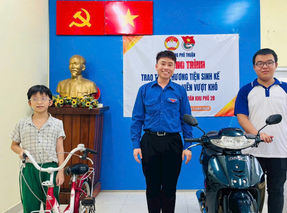 8 năm 