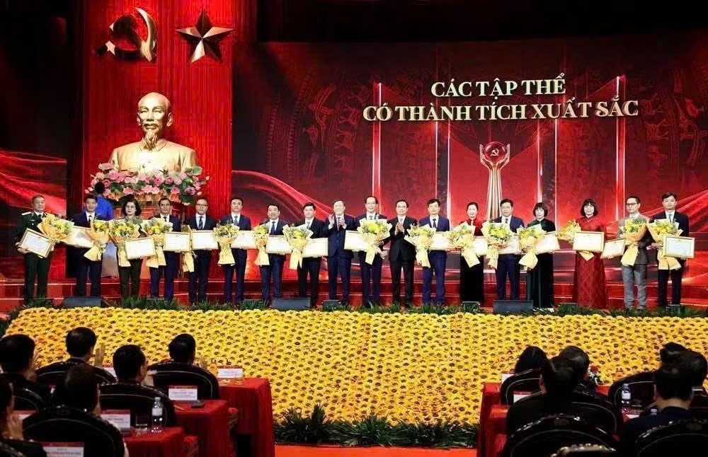 Trung ương Đoàn nhận danh hiệu tập thể xuất sắc thi chính luận về bảo vệ nền tảng tư tưởng của Đảng năm 2026