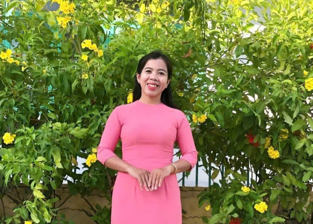 Cô giáo người Chăm đưa di sản quê hương lên không gian số